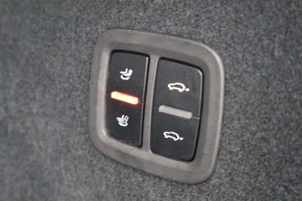 Porsche Cayenne 3.0 E-Hybrid | NP € 222.577,- | KERAMISCHE REMMEN | 40K TECHART | CLANCK AUDIO | FULL PPF | PASM | PDCC | PCCB | PDLS+ | PANORAM INTERIEURPAKKET CARBON | DIMMENDE SPIEGELS | CARBON SPIEGELKAPPEN |