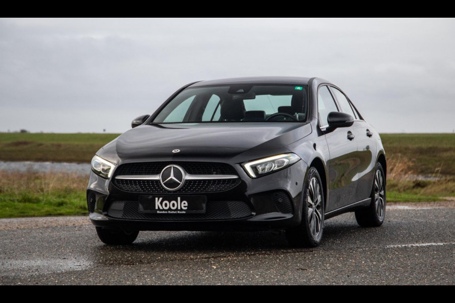 Mercedes-Benz A-Klasse 250 e Business Solution Luxury Limited AUTOMAAT / LEDER / CRUISE CONTROLE / CAMERA / CARPLAY