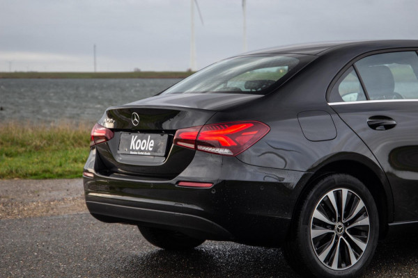 Mercedes-Benz A-Klasse 250 e Business Solution Luxury Limited AUTOMAAT / LEDER / CRUISE CONTROLE / CAMERA / CARPLAY