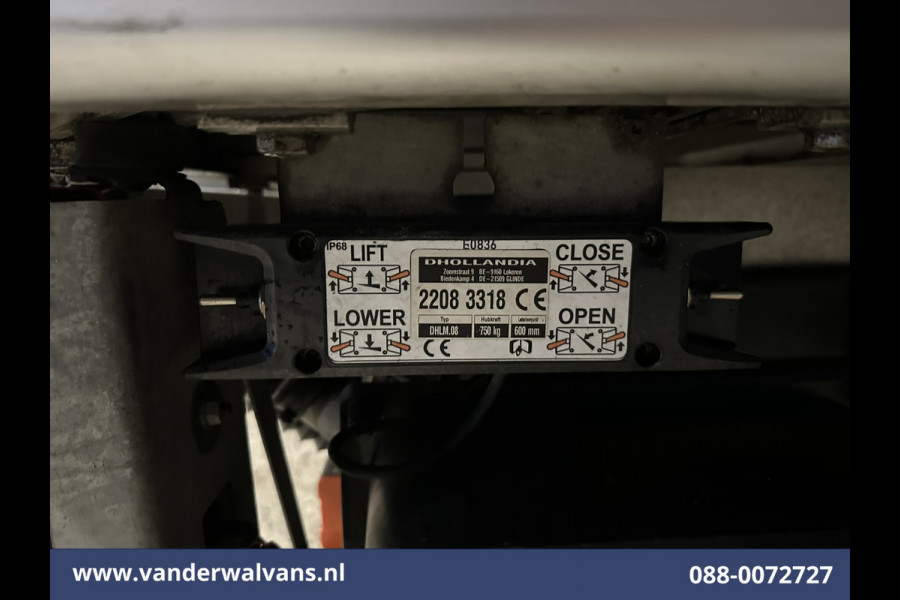 Ford Transit 2.0 TDCI 161pk Bakwagen Laadklep Euro6 Airco | Cruisecontrol | Verwarmde voorruit Bijrijdersbank