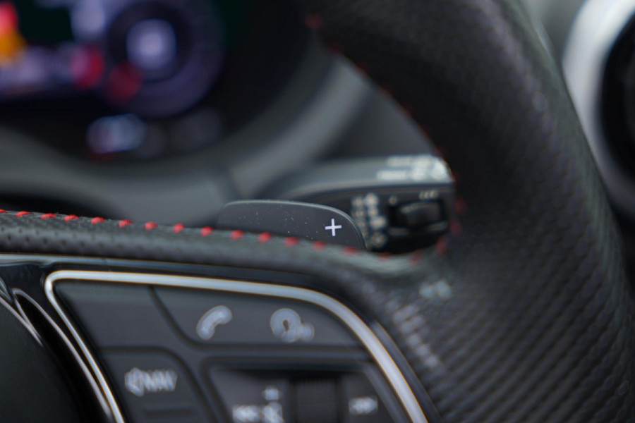 Audi S3 Sportback 2.0 TFSI quattro |Pano|B&O|Org.NL|Virtual|Keyless|Camera|Matrix|