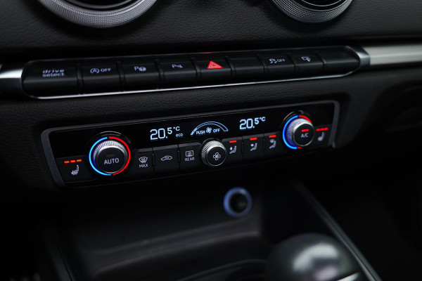 Audi S3 Sportback 2.0 TFSI quattro |Pano|B&O|Org.NL|Virtual|Keyless|Camera|Matrix|