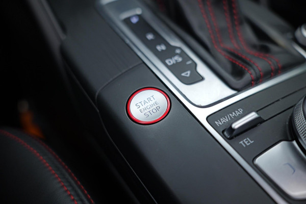 Audi S3 Sportback 2.0 TFSI quattro |Pano|B&O|Org.NL|Virtual|Keyless|Camera|Matrix|