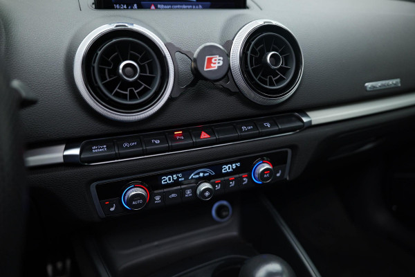 Audi S3 Sportback 2.0 TFSI quattro |Pano|B&O|Org.NL|Virtual|Keyless|Camera|Matrix|