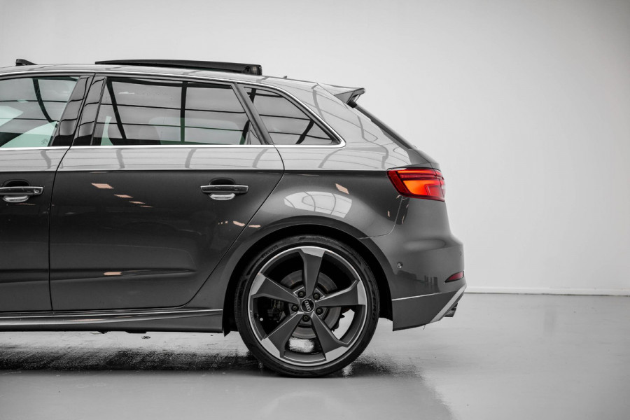 Audi S3 Sportback 2.0 TFSI quattro |Pano|B&O|Org.NL|Virtual|Keyless|Camera|Matrix|