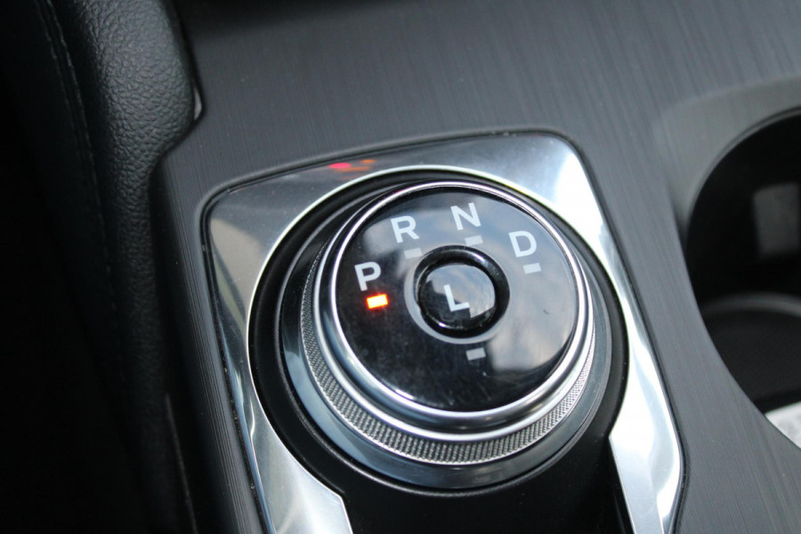 Ford Kuga 2.5 PHEV Titanium X | Adaptive cruise control | Winter Pack | Dodehoeksensoren | Bang&Olufsen | Camera | 1.500 kg geremd trekgewicht