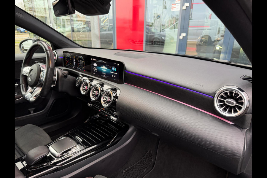 Mercedes-Benz A-Klasse AMG 35 4MATIC Edition 1