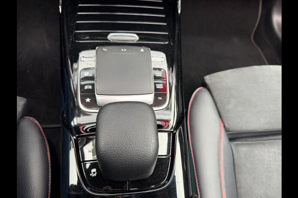 Mercedes-Benz A-Klasse AMG 35 4MATIC Edition 1