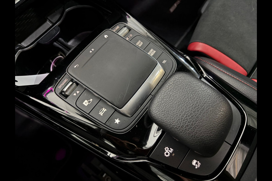 Mercedes-Benz A-Klasse AMG 35 4MATIC Premium Plus Pano Burmester