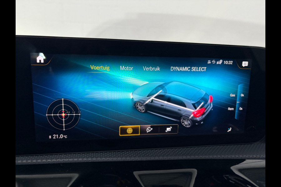 Mercedes-Benz A-Klasse AMG 35 4MATIC Premium Plus Pano Burmester