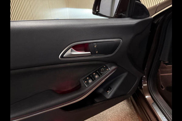 Mercedes-Benz CLA-Klasse Shooting Brake 180 AMG STYLING-CAMERA-TREKHAAK-SFEER-COMPLEET