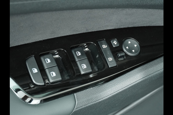Kia Sportage 1.6 T-GDi Hybrid GT-Line Apple Carplay/Android Auto - Cruise Control - Dodehoekdetectie - Panorama Dak - Navigatie - Stuur/Stoelverwarming - Fabrieksgarantie tot 11-2031