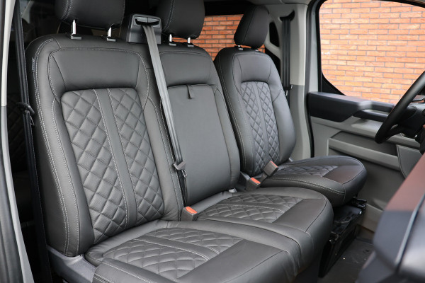 Ford Transit Custom 320 2.0 TDCI 170 PK L2H1 Limited DC | Dubbel Cabine | ACC | Blind Spot | Navigatie | Camera | CarPlay | Lane Assist | Stoelverwa Trekhaak | BPM VRIJ