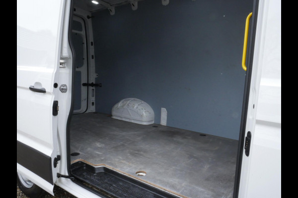 Volkswagen Crafter 2.0 TDI L3H3 AC Nav 28000km!