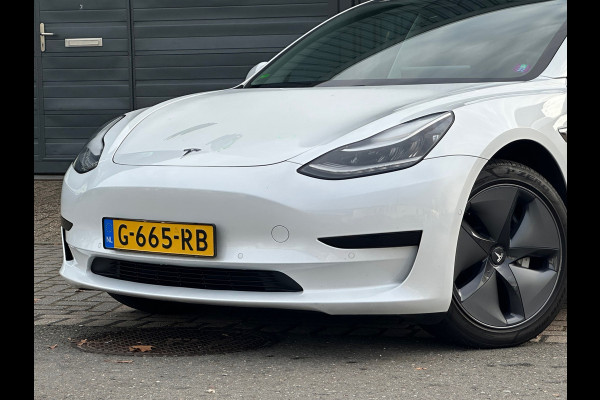 Tesla Model 3 Standard RWD Plus 60 kWh