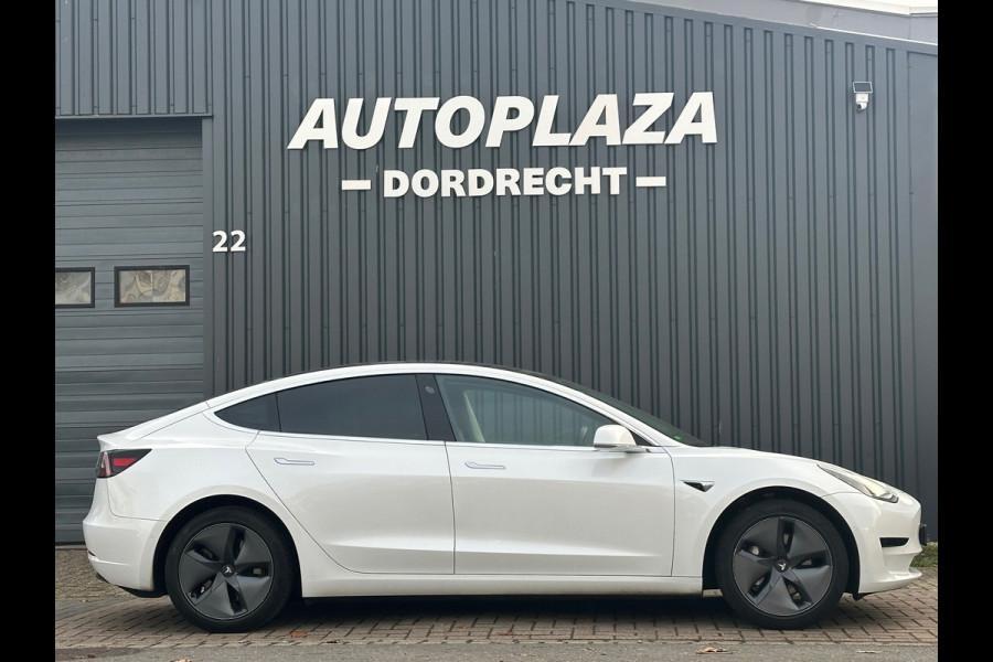 Tesla Model 3 Standard RWD Plus 60 kWh