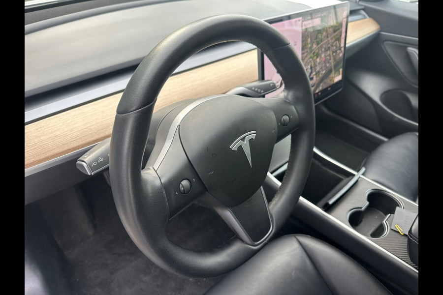 Tesla Model 3 Standard RWD Plus 60 kWh