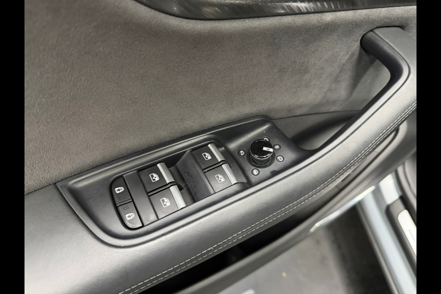 Audi Q8 4.0 TFSI RS Q8 quattro | Pano | HUD | B&O | Nieuwstaat
