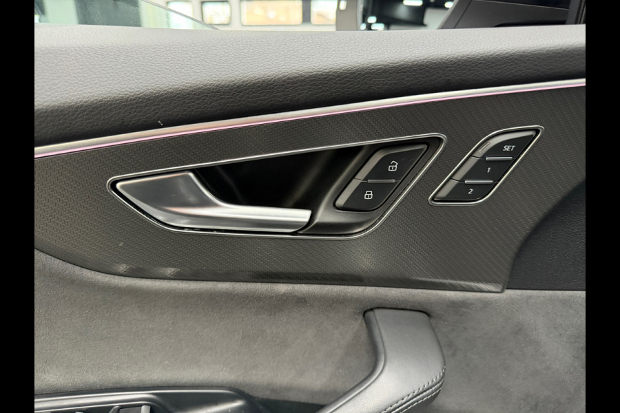 Audi Q8 4.0 TFSI RS Q8 quattro | Pano | HUD | B&O | Nieuwstaat