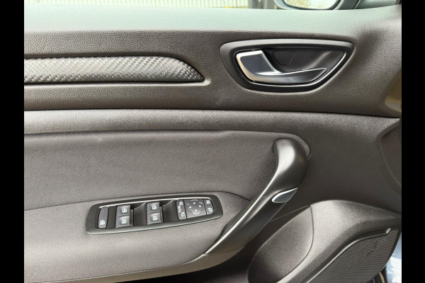 Renault Mégane Estate 1.2 TCe Limited PDC | NAVI | TREKHAAK | CRUISE | NWE APK