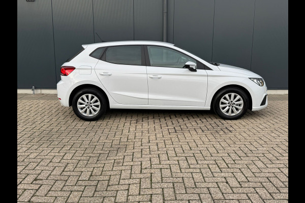 Seat Ibiza 1.0 TSI Style * Navigatie * Camera * Cruise Control * Climate Control