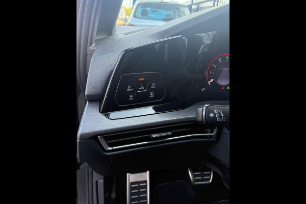 Volkswagen Golf 2.0 TSI GTI