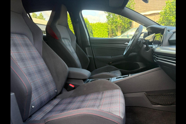 Volkswagen Golf 2.0 TSI GTI