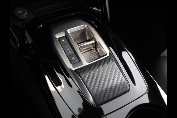 Peugeot 2008 1.2 Hybrid 136 pk Automaat Allure | Navigatie | Apple Carplay/Android Auto | Climate Control | Dab | Led | Parkeer sensoren | Cruise Control | Stoelverwarming