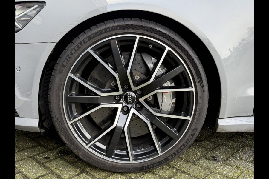 Audi A6 Avant 4.0 TFSI RS6 Quattro Performance | Keramische Remmen | Panoramadak | Head-Up | Carbon | DAB | Privacy Glass |