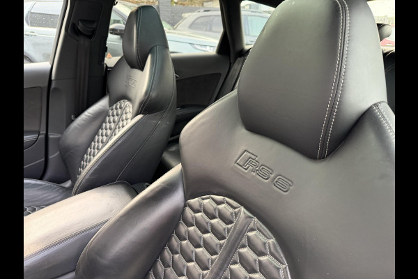Audi A6 Avant 4.0 TFSI RS6 Quattro Performance | Keramische Remmen | Panoramadak | Head-Up | Carbon | DAB | Privacy Glass |