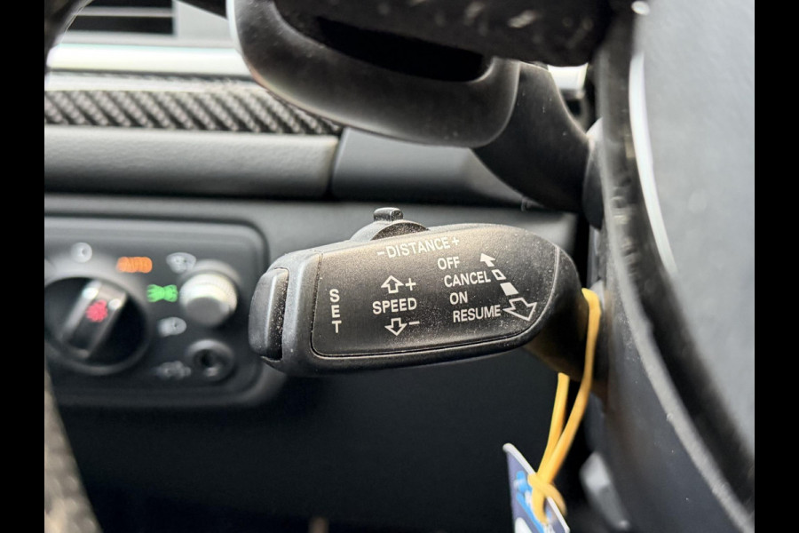 Audi A6 Avant 4.0 TFSI RS6 Quattro Performance | Keramische Remmen | Panoramadak | Head-Up | Carbon | DAB | Privacy Glass |