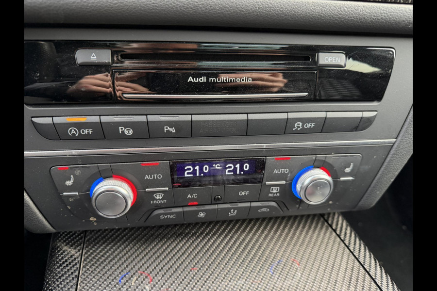 Audi A6 Avant 4.0 TFSI RS6 Quattro Performance | Keramische Remmen | Panoramadak | Head-Up | Carbon | DAB | Privacy Glass |