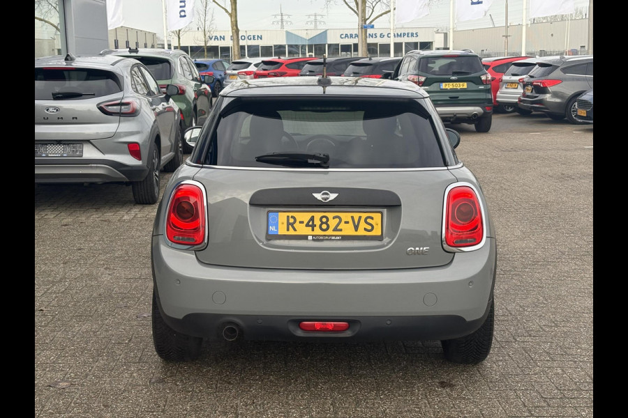 MINI Mini 1.5 One Chili Business Stoelverwarming | Navigatie | Cruise Control