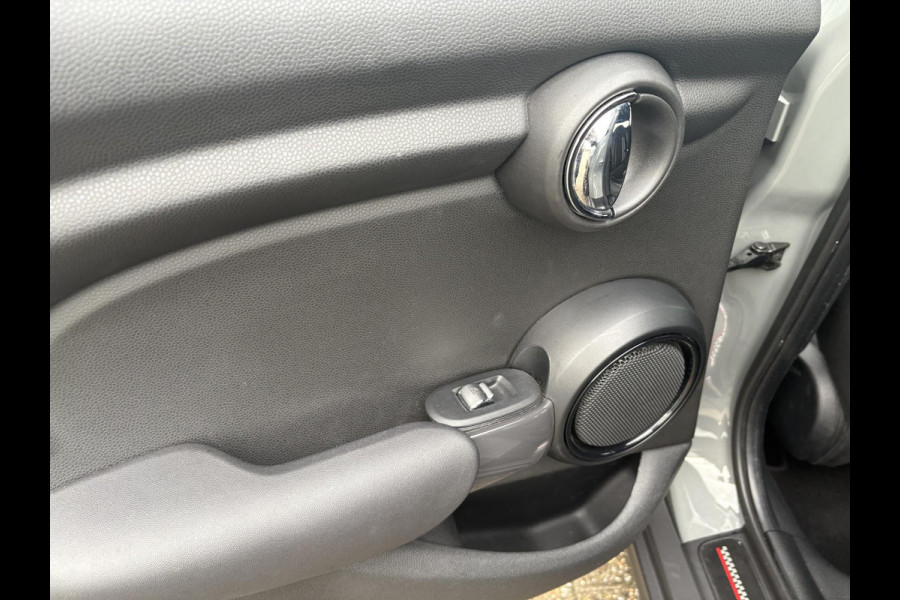 MINI Mini 1.5 One Chili Business Stoelverwarming | Navigatie | Cruise Control