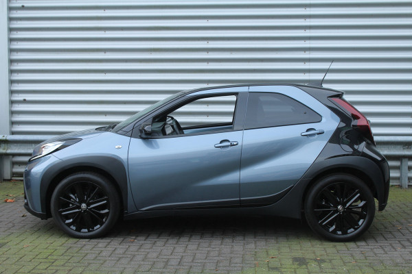 Toyota Aygo X 1.0 VVT-i 73pk Premium AUTOMAAT NL-Auto NAP Clima Cruise JBL Navi Camera Carplay 18"LMV Keyless Stoelverwarming