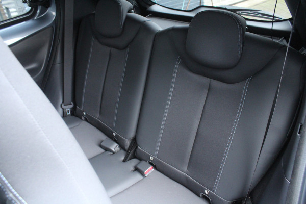 Toyota Aygo X 1.0 VVT-i 73pk Premium AUTOMAAT NL-Auto NAP Clima Cruise JBL Navi Camera Carplay 18"LMV Keyless Stoelverwarming