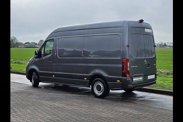Mercedes-Benz Sprinter 316 L2H2 LED Adap-Cruise Mbux10 Memory- stoel Camera PDC Euro6 163 PK!