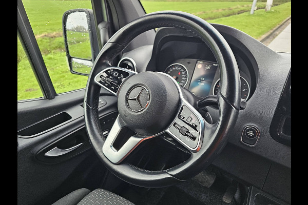 Mercedes-Benz Sprinter 316 L2H2 LED Adap-Cruise Mbux10 Memory- stoel Camera PDC Euro6 163 PK!