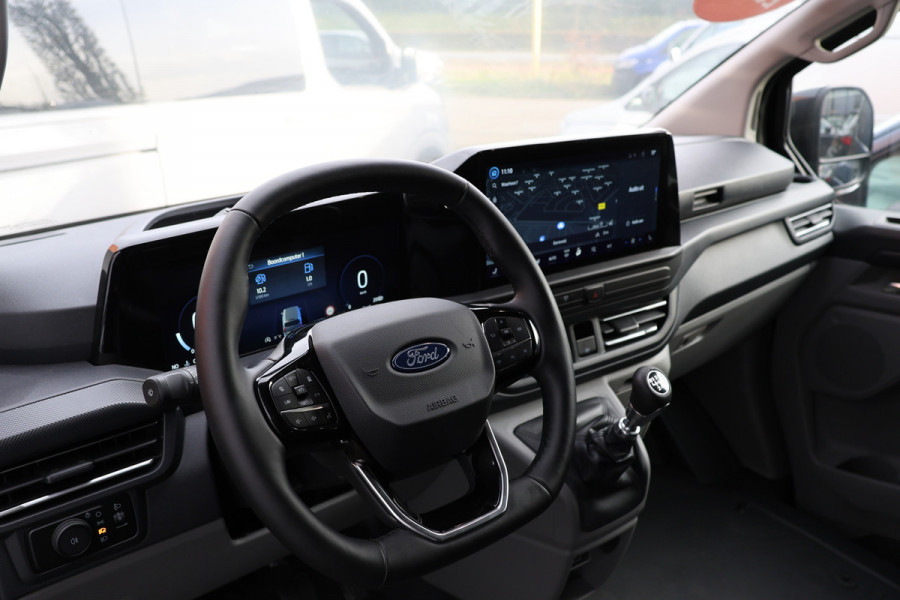 Ford Transit Custom 320 2.0 TDCI 150 PK L2H1 Limited DC | Dubbel Cabine | ACC | Blind Spot | Navigatie | Camera | CarPlay | Lane Assist | Trekhaak | Glaslook panelen | Verlengde fabrieksgarantie tot 12-2029