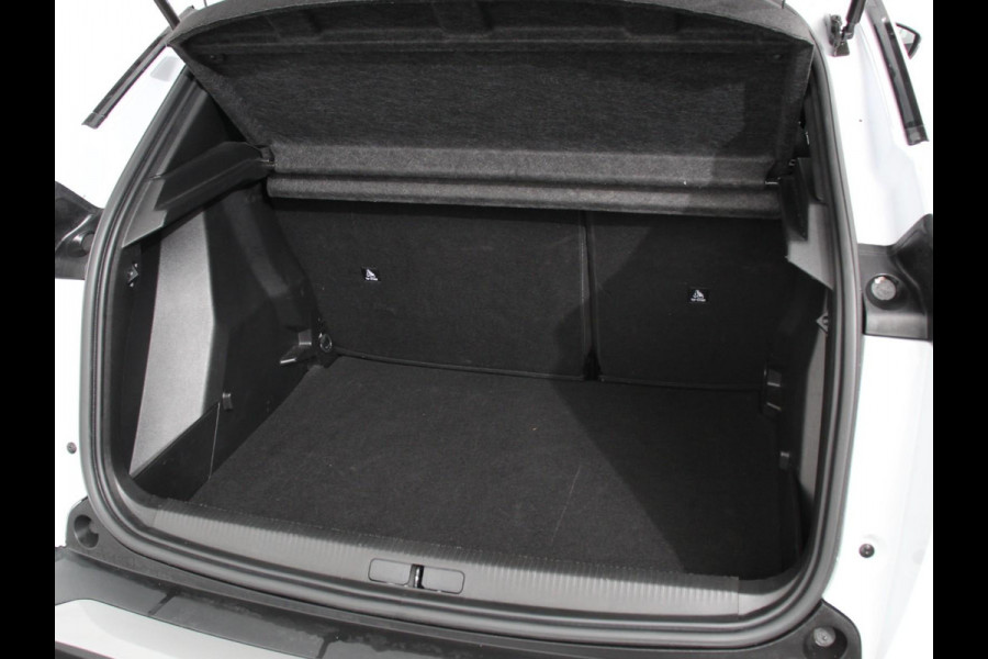 Peugeot 2008 1.2 Hybrid 136 pk Automaat Allure | Navigatie | Apple Carplay/Android Auto | Climate Control | Dab | Led | Parkeer sensoren | Cruise Control | Stoelverwarming