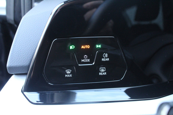 Volkswagen Golf 1.0 TSI 111pk Life NL-Auto NAP Clima Cruise Carplay Camera Dig. Cockpit Keyless 16"LMV