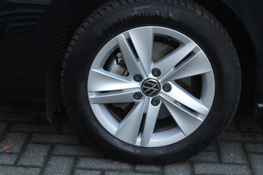 Volkswagen Golf 1.0 TSI 111pk Life NL-Auto NAP Clima Cruise Carplay Camera Dig. Cockpit Keyless 16"LMV