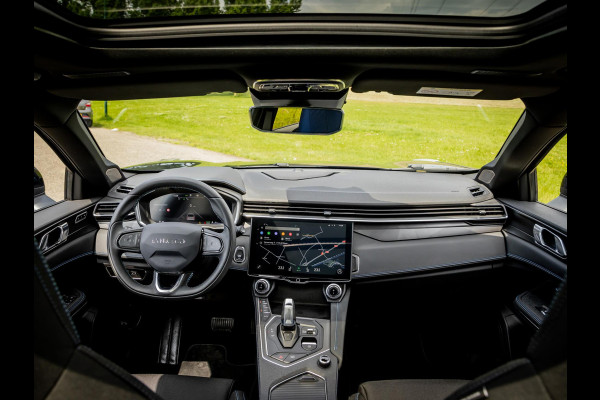 Lynk & Co 01 1.5 Plug-In Hybrid 262pk 360 Camera|Zwarte Hemel|Panoramadak