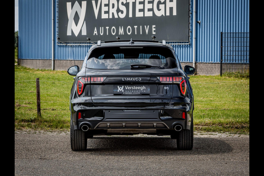 Lynk & Co 01 1.5 Plug-In Hybrid 262pk 360 Camera|Zwarte Hemel|Panoramadak