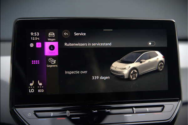 Volkswagen ID.3 First Plus 58 kWh | Stoelverwarming | Stuurverwarming | Camera | Adaptive Cruise Control | Navigatie | Standkachel | Keyless | Parkeersensoren | LED | Apple Carplay | BTW |