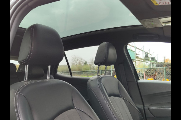 Volkswagen ID.3 First Max 58kWh Pano-dak Adap.Cruise Apple Carplay Android Camera PDC Ergo Active-Stoel Navi-Pro Ecc Stoel-Stuurverwarming Elek.Stoelen Lmv Privacy Glas Keyless Advanced Led-Achterlicht dynamisch Matrix Led Origineel Nederlandse Auto Zeer compleet Nieuwprijs €49.176,-