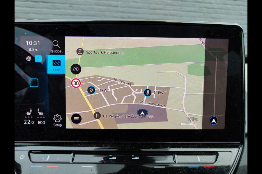 Volkswagen ID.3 First Max 58kWh Pano-dak Adap.Cruise Apple Carplay Android Camera PDC Ergo Active-Stoel Navi-Pro Ecc Stoel-Stuurverwarming Elek.Stoelen Lmv Privacy Glas Keyless Advanced Led-Achterlicht dynamisch Matrix Led Origineel Nederlandse Auto Zeer compleet Nieuwprijs €49.176,-