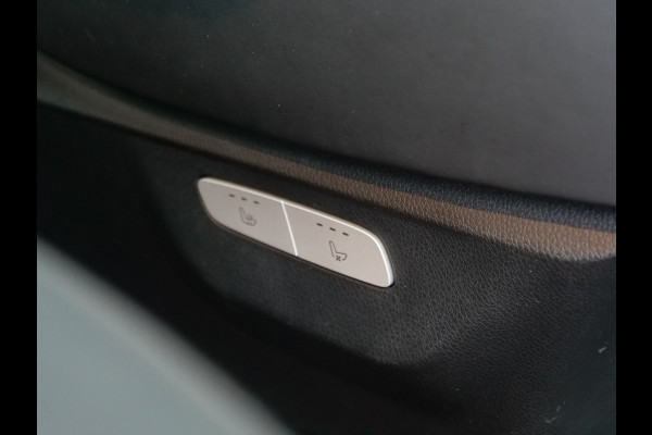 Mercedes-Benz V-Klasse V300d | 7persoons | Exclusive | panorama | burmester | gekoelde stoelen | Vol!!