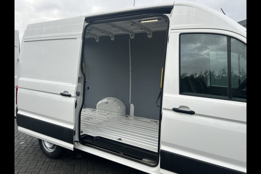 Volkswagen Crafter 2.0 TDI 141 PK DSG AUTOMAAT HIGHLINE+ / LED KOPLAMPEN / L3H3 / 3.000 KG AHG / 270 A DEUREN / AIRCO / CRUISE / BLUETOOTH / 3-ZITS