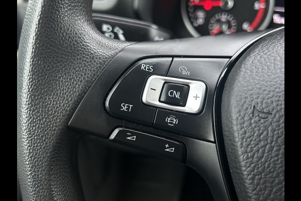 Volkswagen Crafter 2.0 TDI 141 PK DSG AUTOMAAT HIGHLINE+ / LED KOPLAMPEN / L3H3 / 3.000 KG AHG / 270 A DEUREN / AIRCO / CRUISE / BLUETOOTH / 3-ZITS